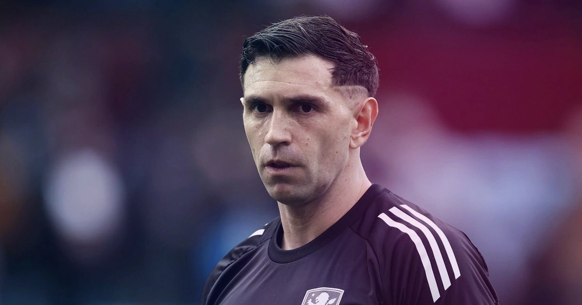 FA Investigates Emiliano Martínez Over Betting Promotion