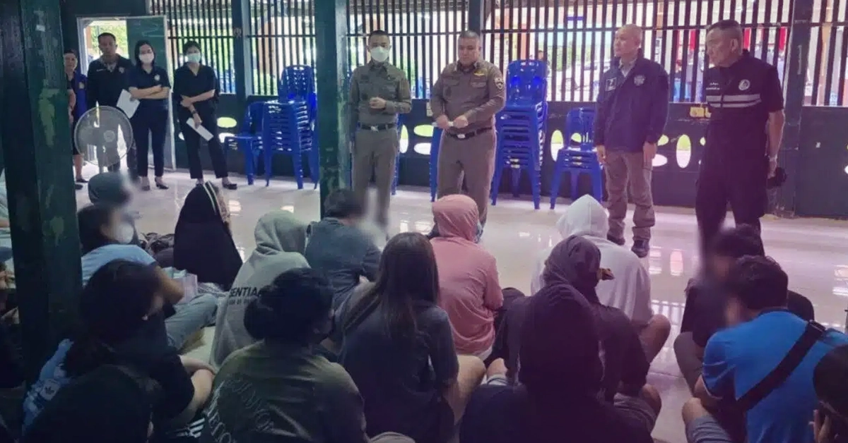 Laos Deports 41 Thai Nationals Linked to Online Gambling
