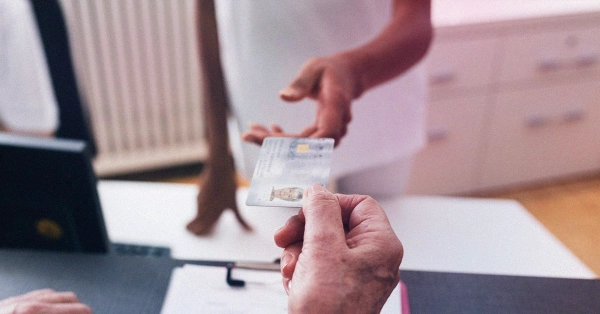 Romania Considers Raising Gambling Age to 21