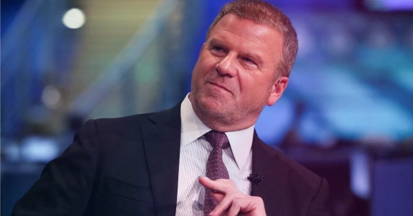 Tilman Fertitta Raises Caesars Takeover Bid to $34