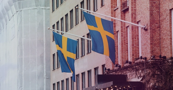 UBS Cuts 2026 EBITDA Outlook for Macau Casino Operators